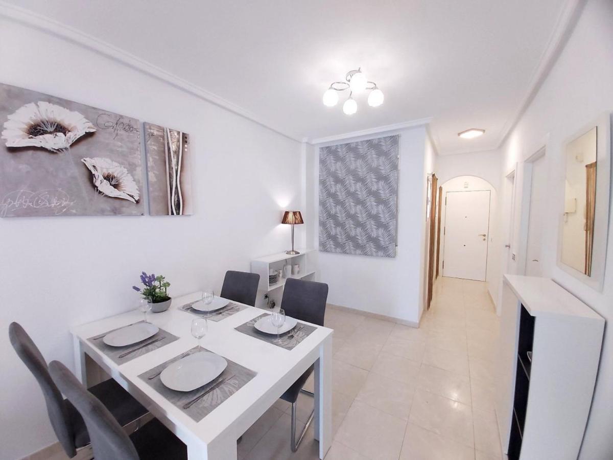 Espanatour Laguna Apartment ตอร์เรเวียคา ภายนอก รูปภาพ